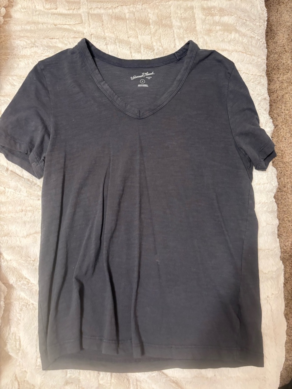 Women's Navy V-Neck Short Sleeve Tee